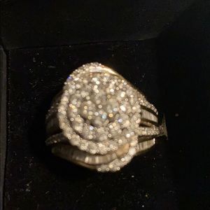 2 CT. T.W. 10k Gold Genuine Diamond Ring